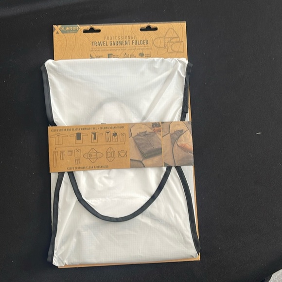 Travel Garment Folder - Picture 1 of 8